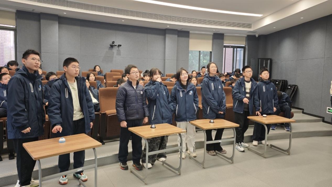 数字与思维的碰撞：未来教育中心 24 点巅峰对决赛圆满落幕  Numbers vs. Minds: The '24 Game' Championship at the Future Education Center Concludes Successfully