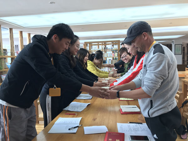 我校艺体教研中心启动“青蓝工程”