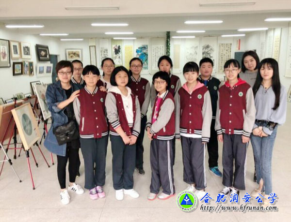 我校师生共同参加经开区师生迎新春书画展览活动