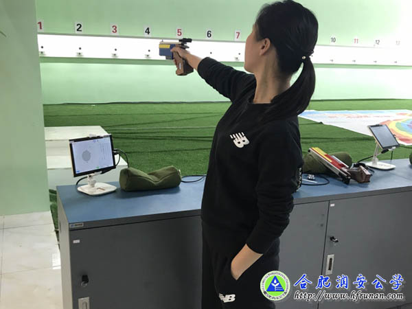 促阳光体育  射击练“心”