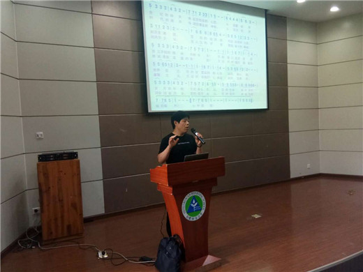 高一年级新生入学教育系列（三）——校歌悠扬
