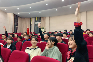秀方言方知晓我的普通话很棒