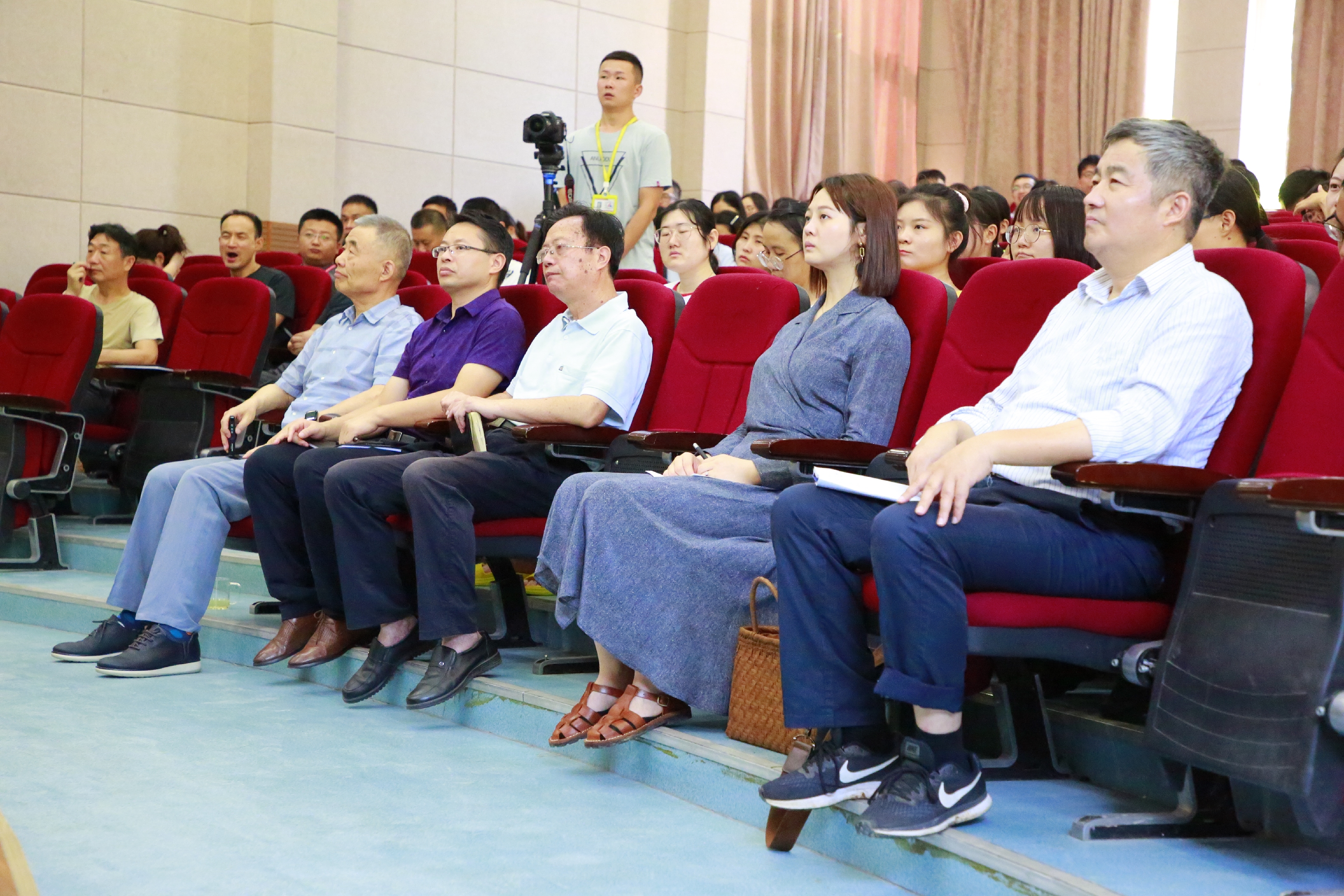2020-2021学年度第一次全体教职工会议暨岗前培训动员会