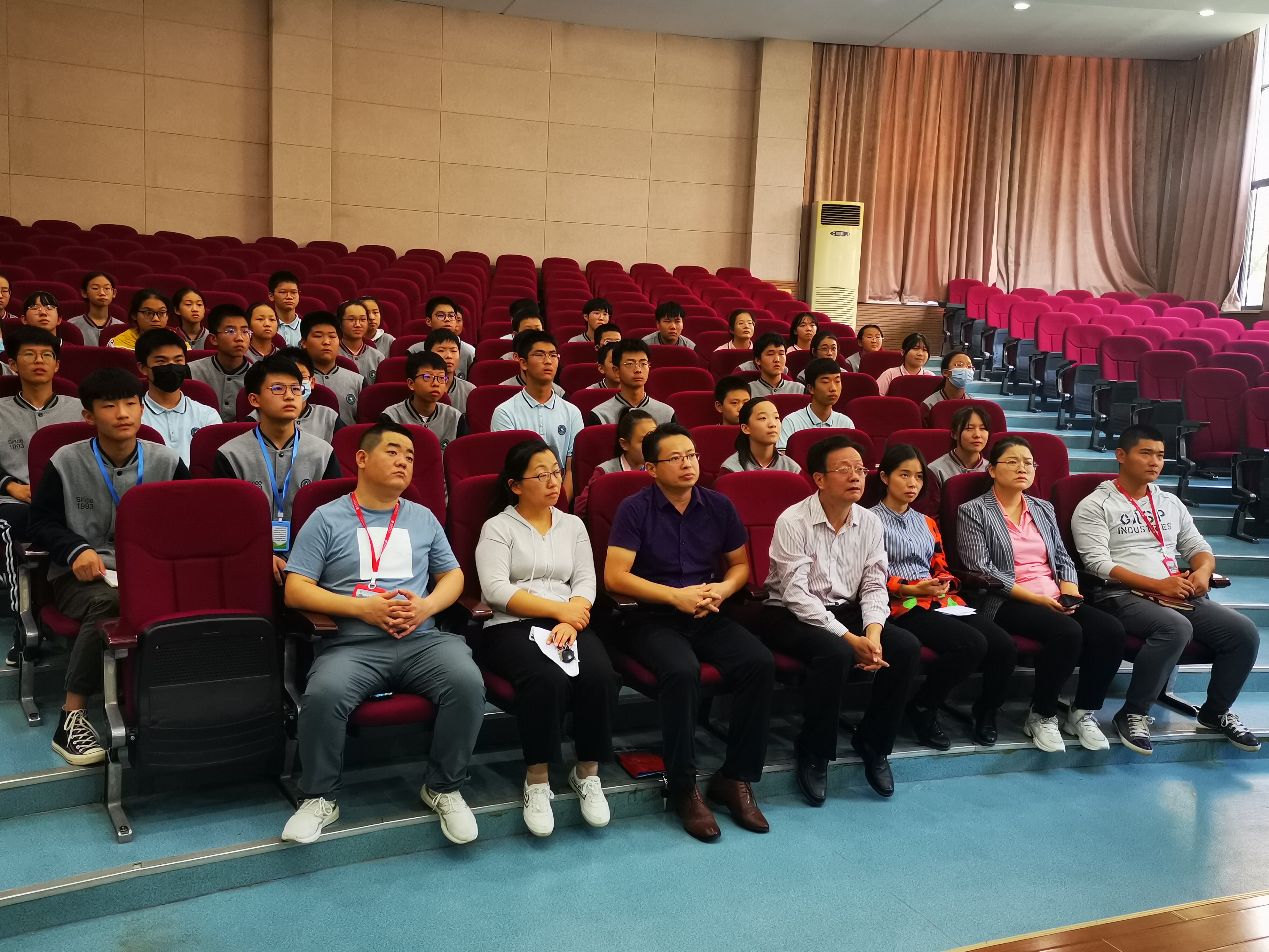 合肥润安公学2020-2021学年度初中部第四届学生自管会成立