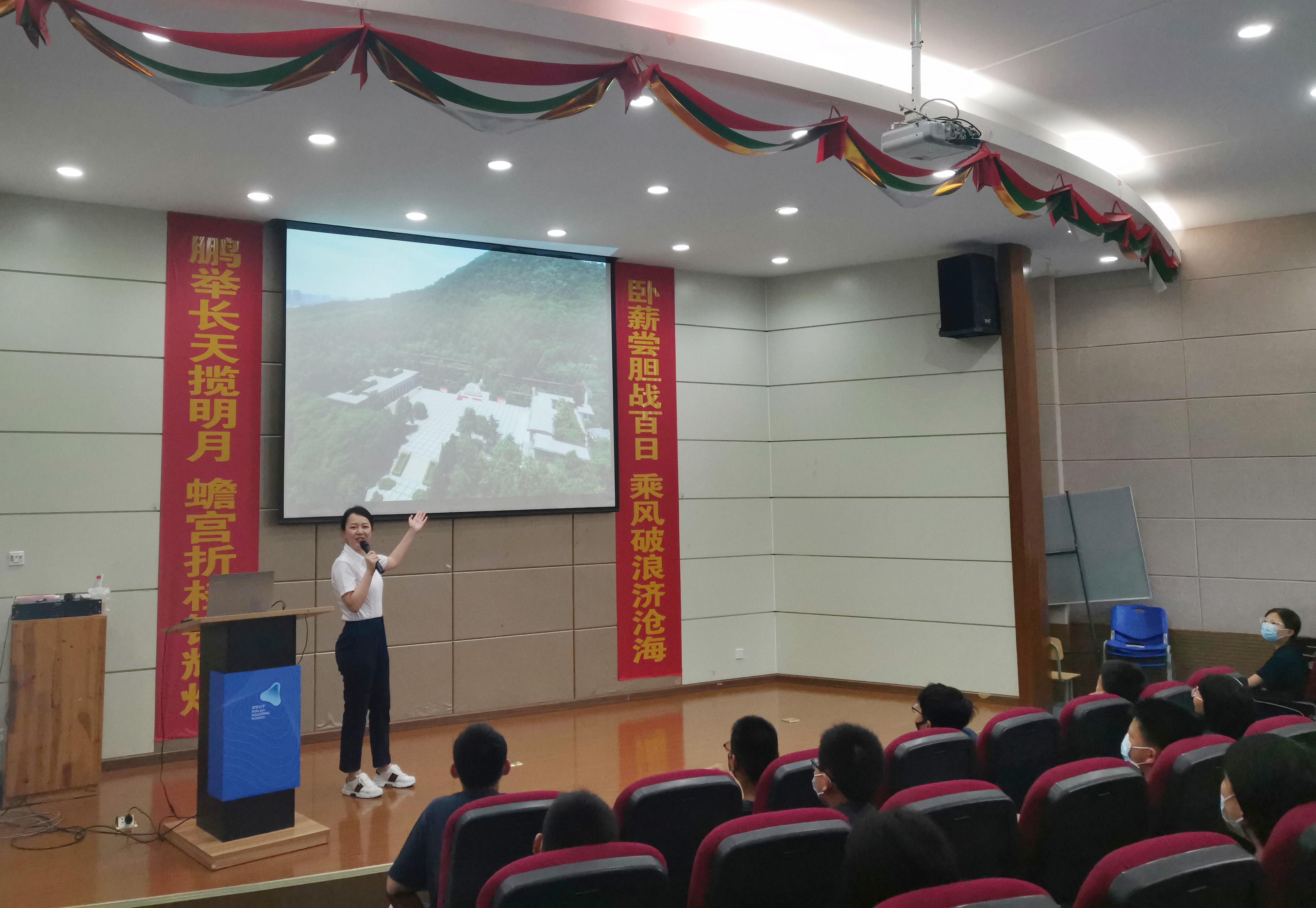 讲红色故事  续红色血脉 ——合肥润安公学积极开展红色讲解员进校园活动
