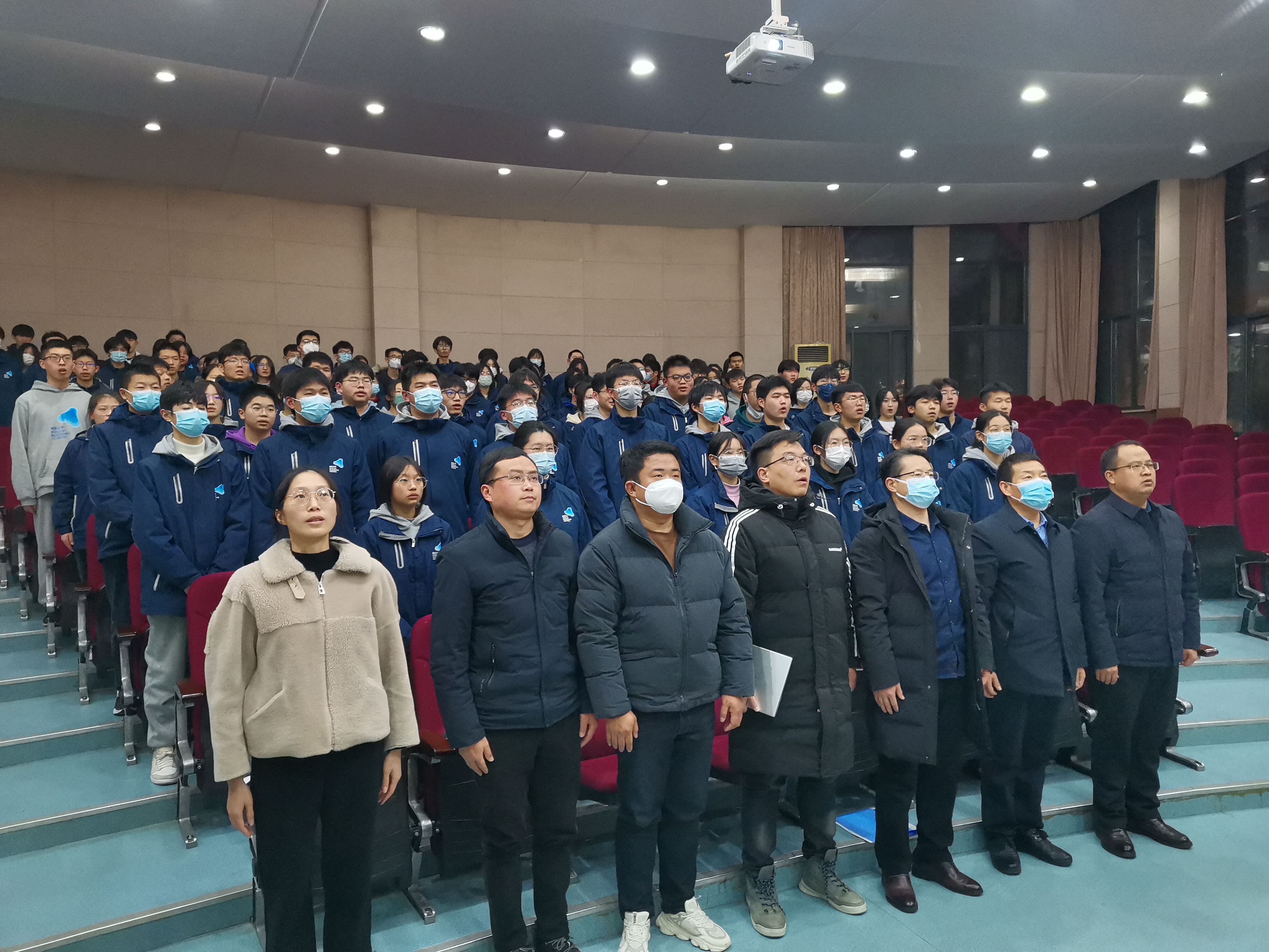 不忘初心，牢记使命——高二年级举行2023年学考动员会