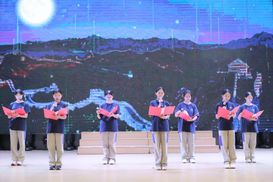 月满中秋·德润心田｜“颂中秋”经典诵读大赛温情落幕